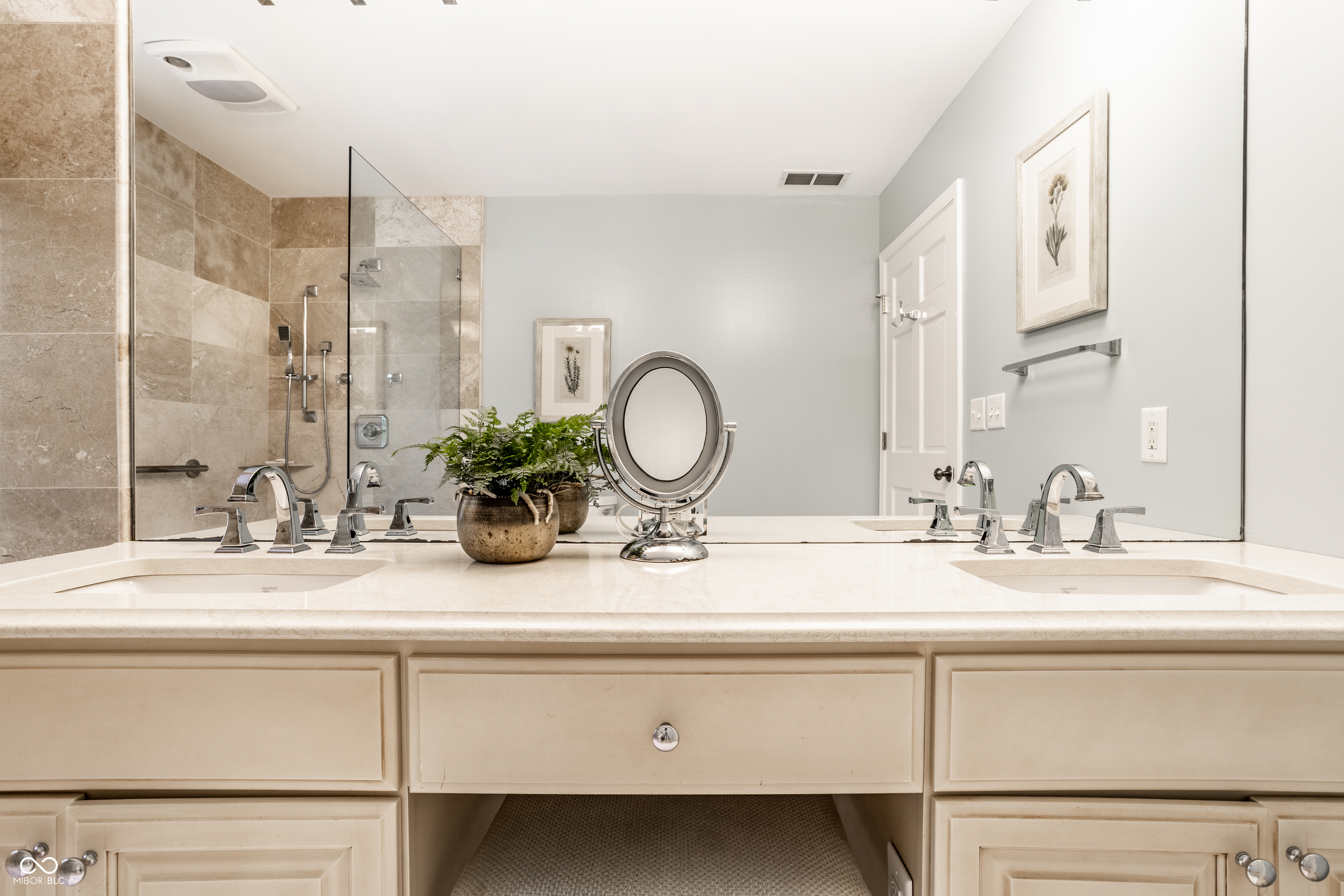 9079 Coventry Road Indianapolis, IN 46260 - Photo 21 of 51 Gallery Image 21