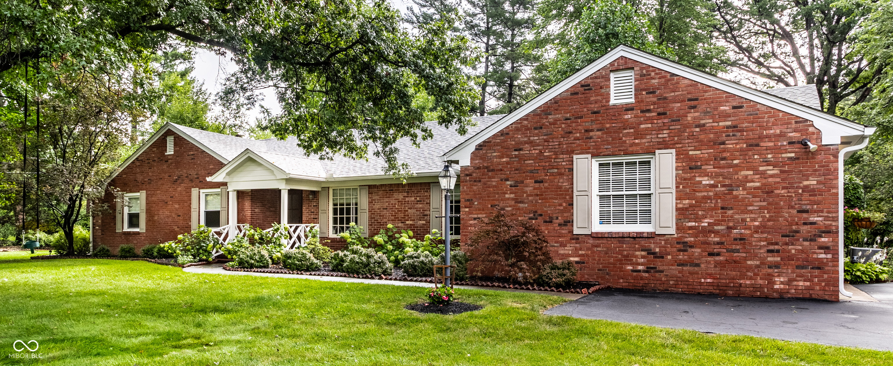 9079 Coventry Road Indianapolis, IN 46260 - Photo 3 of 51 Gallery Image 3