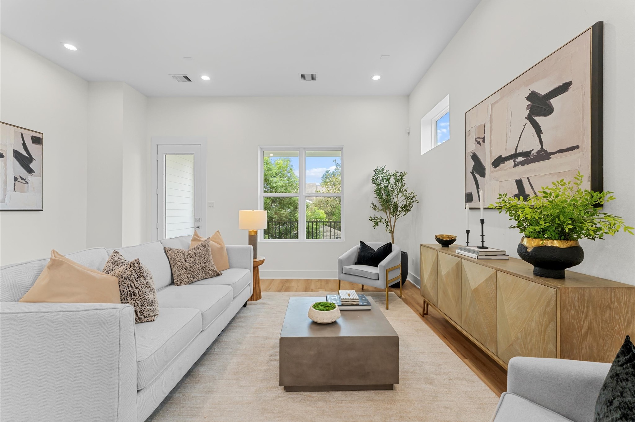 4125 De George Street Houston, TX 77009 - Photo 5 of 41