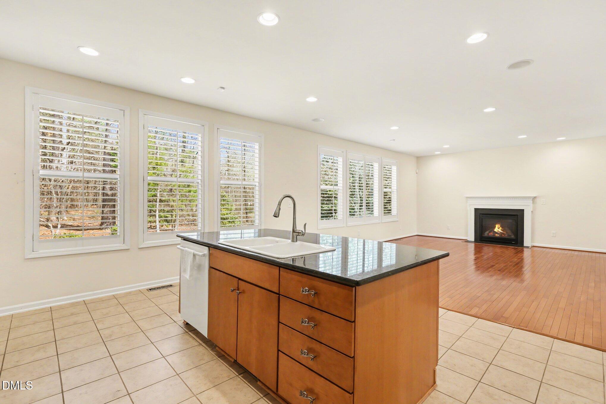 210 Hico Way Durham, NC 27703 - Photo 17 of 39 017_file_5096