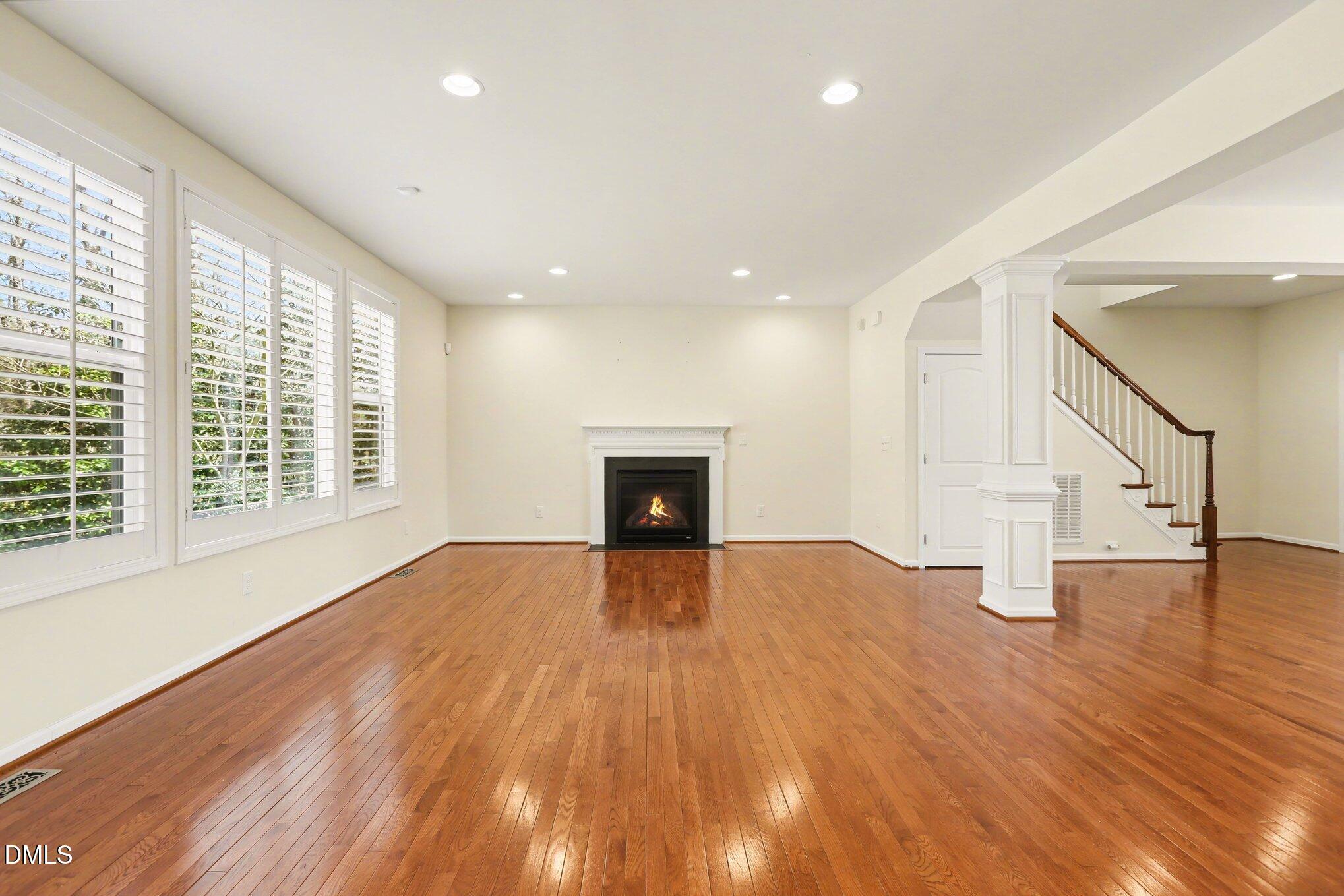 210 Hico Way Durham, NC 27703 - Photo 9 of 39 009_file_5672