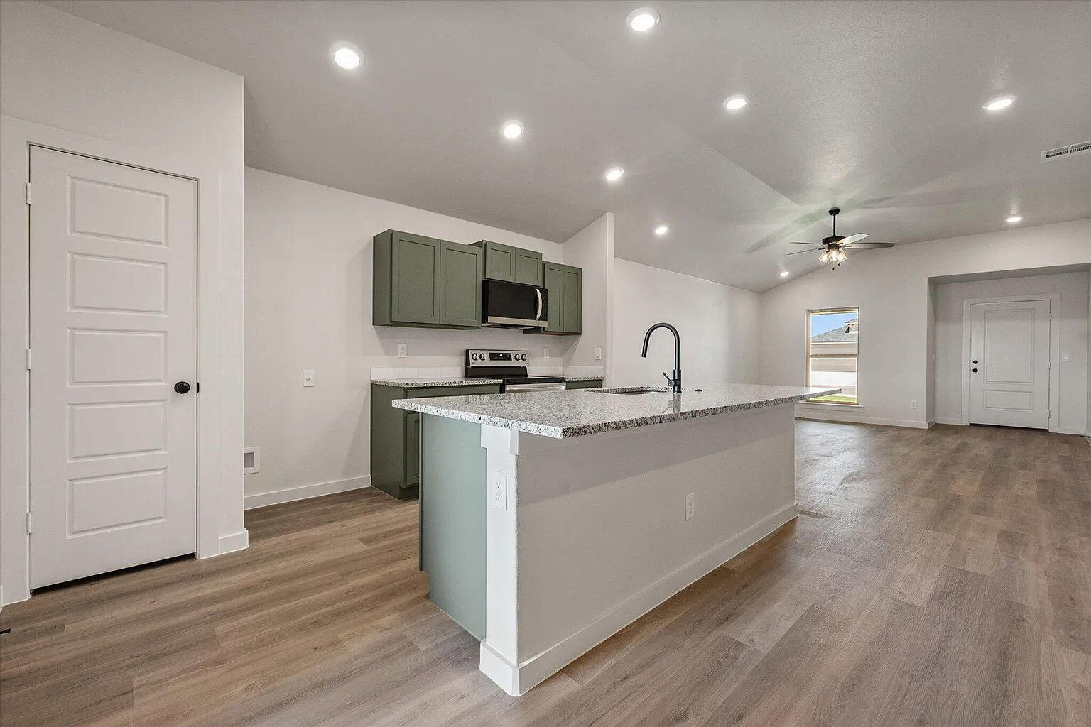 7215 8th Street Lubbock, TX 79416 - Photo 9 of 21 Image9