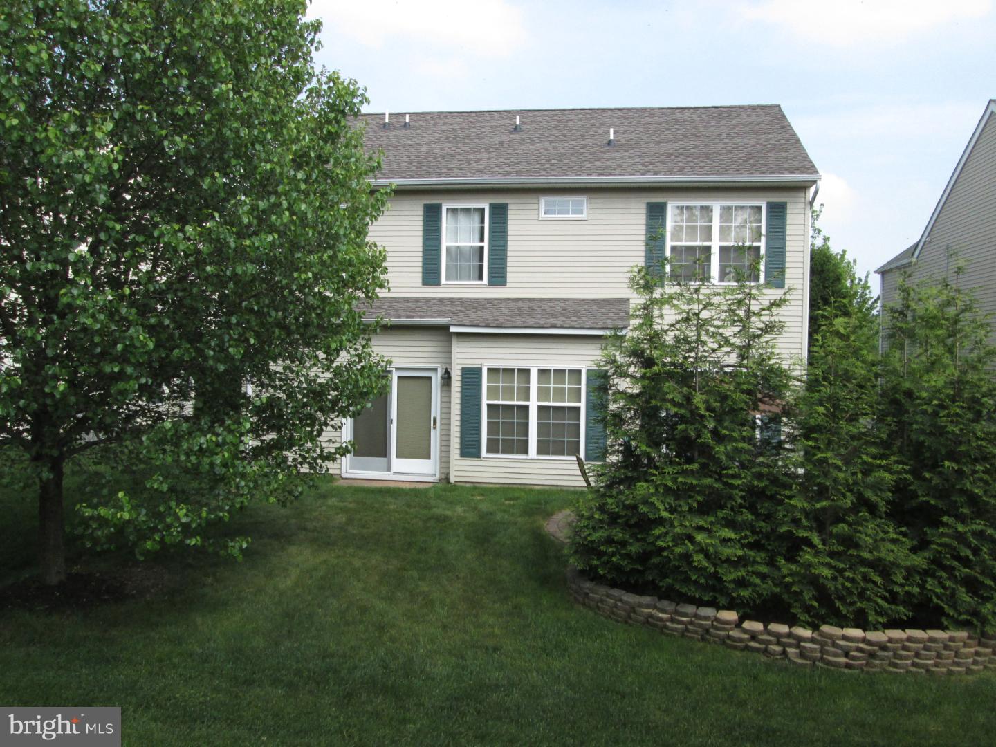 3 Brownstone Road East Windsor, NJ 08520 - Photo 21 of 21 Exterior Back