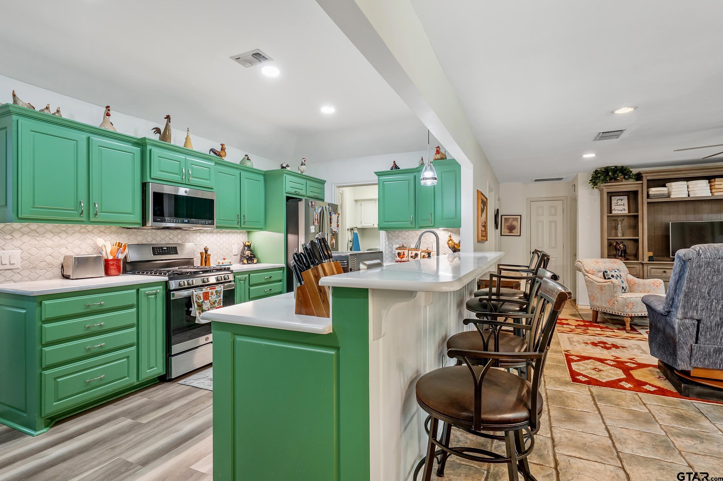 18054 Silver Leaf Flint, TX 75762 - Photo 5 of 30