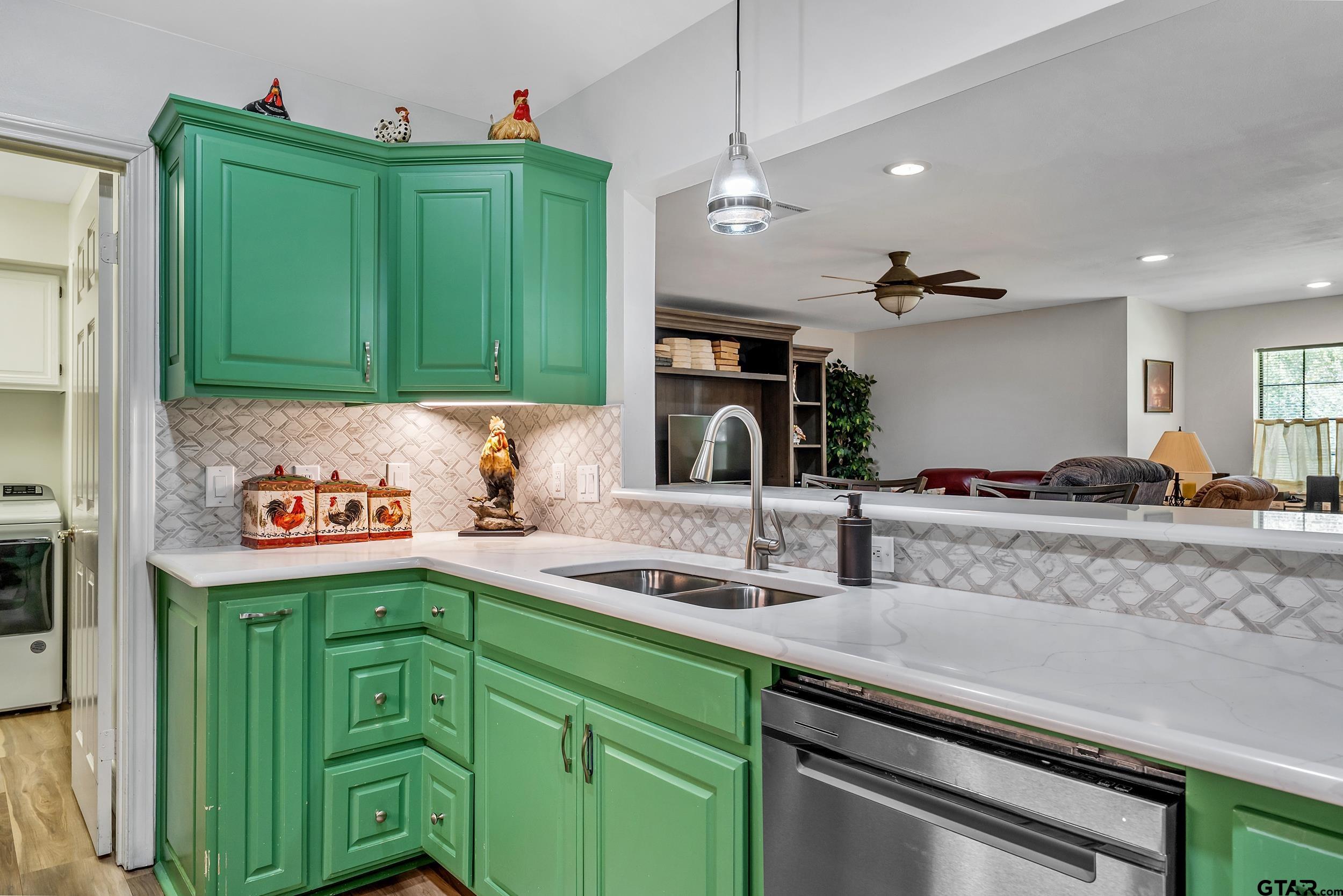 18054 Silver Leaf Flint, TX 75762 - Photo 8 of 30 a kitchen with lots of counter space cabinets and appliances
