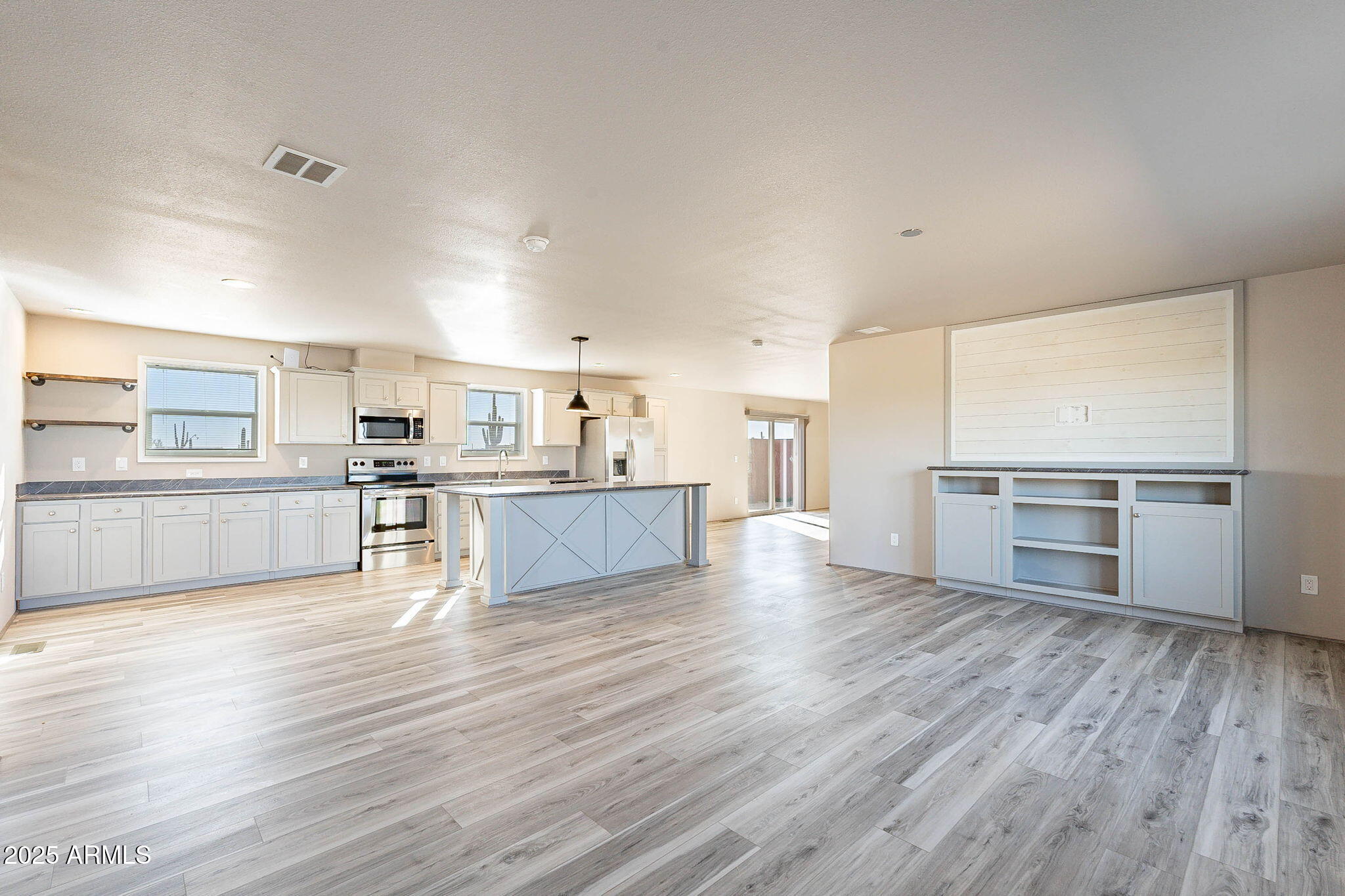 33585 South Davis Ranch Road Marana, AZ 85658 - Photo 4 of 50 .