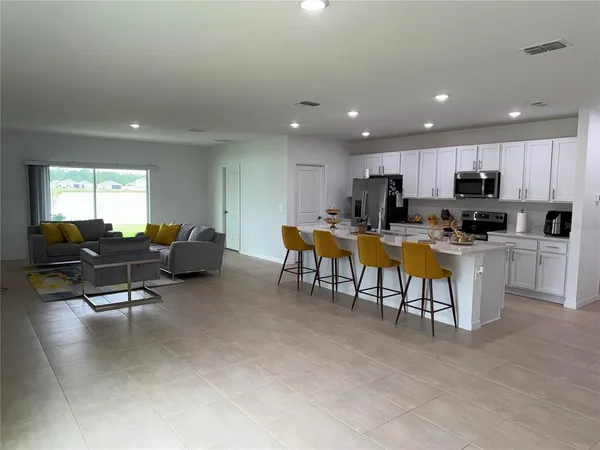 $2,500 | 121 Citrine Loop, Kissimmee, FL 34758
