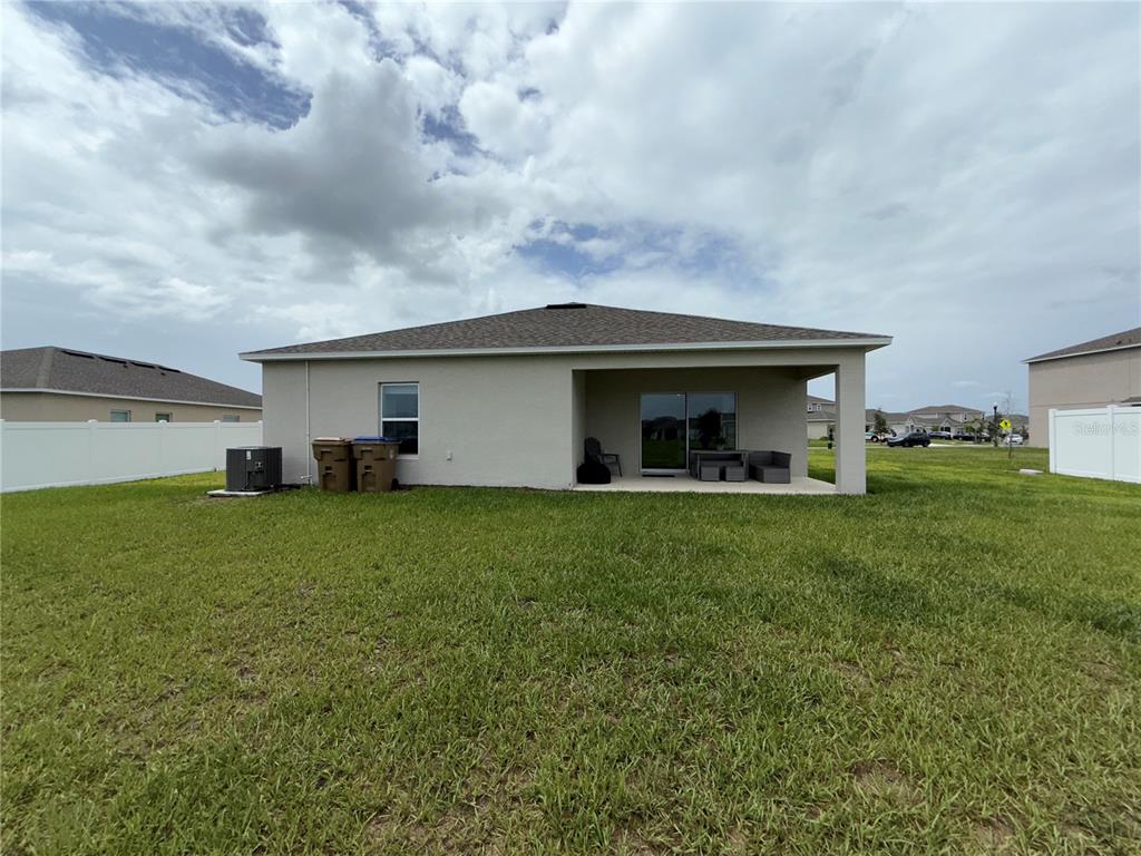 121 Citrine Loop Kissimmee, FL 34758 - Photo 34 of 40