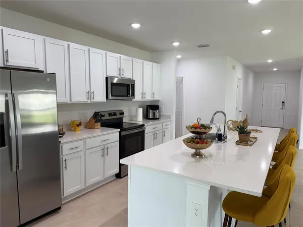$2,500 | 121 Citrine Loop, Kissimmee, FL 34758