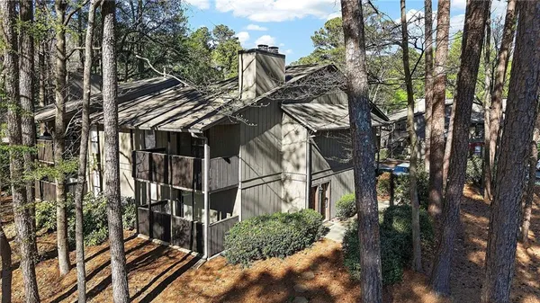 $1,575 | 903 Cumberland Court Southeast, Smyrna, GA 30080