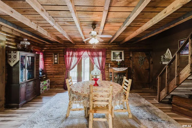 $475,000 | 690 Ganntown Lane, Grantsburg, IL 62943