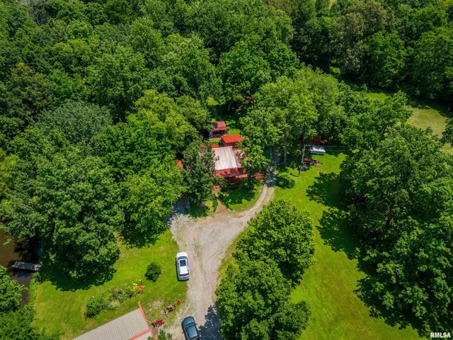 $475,000 | 690 Ganntown Lane, Grantsburg, IL 62943