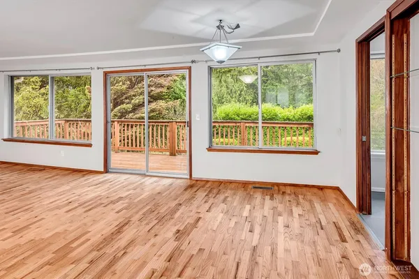 $4,600 | 3065 124th Avenue Northeast, Bellevue, WA 98005