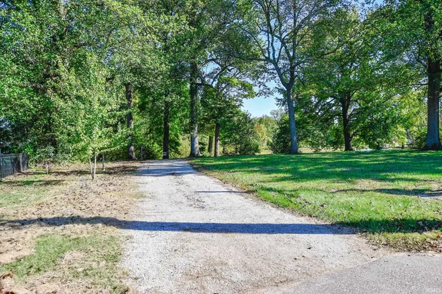 $285,000 | 1400 McDowell Road, Evansville, IN 47712