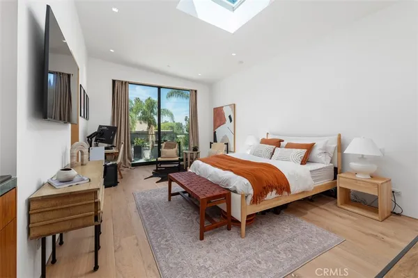 $6,500,000 | 2398 Redlands Drive, Newport Beach, CA 92660