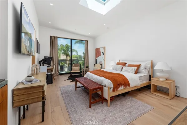 $6,500,000 | 2398 Redlands Drive, Newport Beach, CA 92660