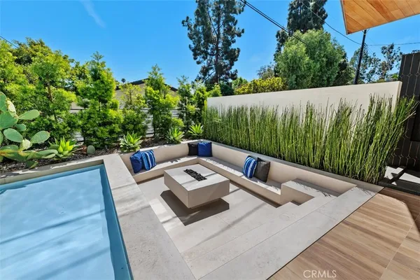 $6,500,000 | 2398 Redlands Drive, Newport Beach, CA 92660