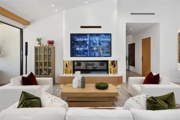 $6,500,000 | 2398 Redlands Drive, Newport Beach, CA 92660