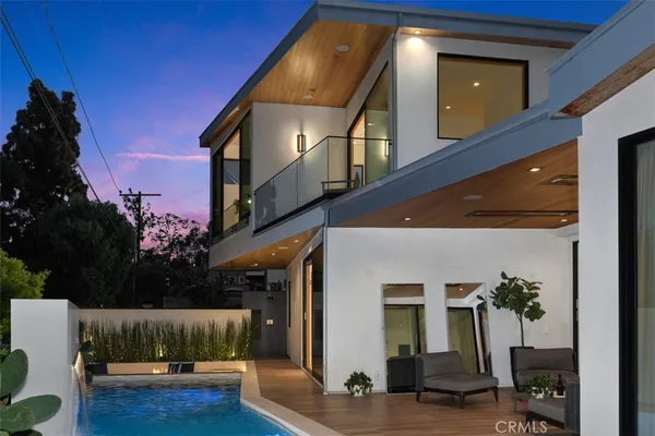 $6,500,000 | 2398 Redlands Drive, Newport Beach, CA 92660