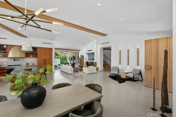 $6,500,000 | 2398 Redlands Drive, Newport Beach, CA 92660