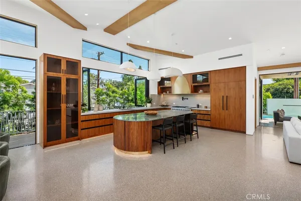 $6,500,000 | 2398 Redlands Drive, Newport Beach, CA 92660