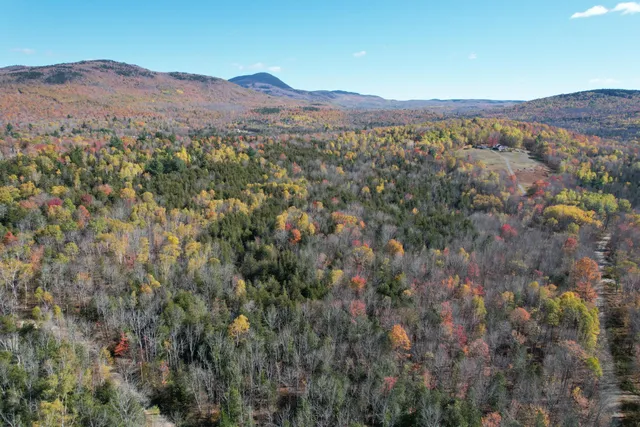 $55,000 | 4 Center Hill Road, Weld, ME 04285