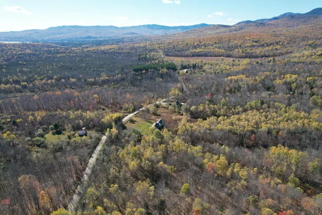 $55,000 | 4 Center Hill Road, Weld, ME 04285