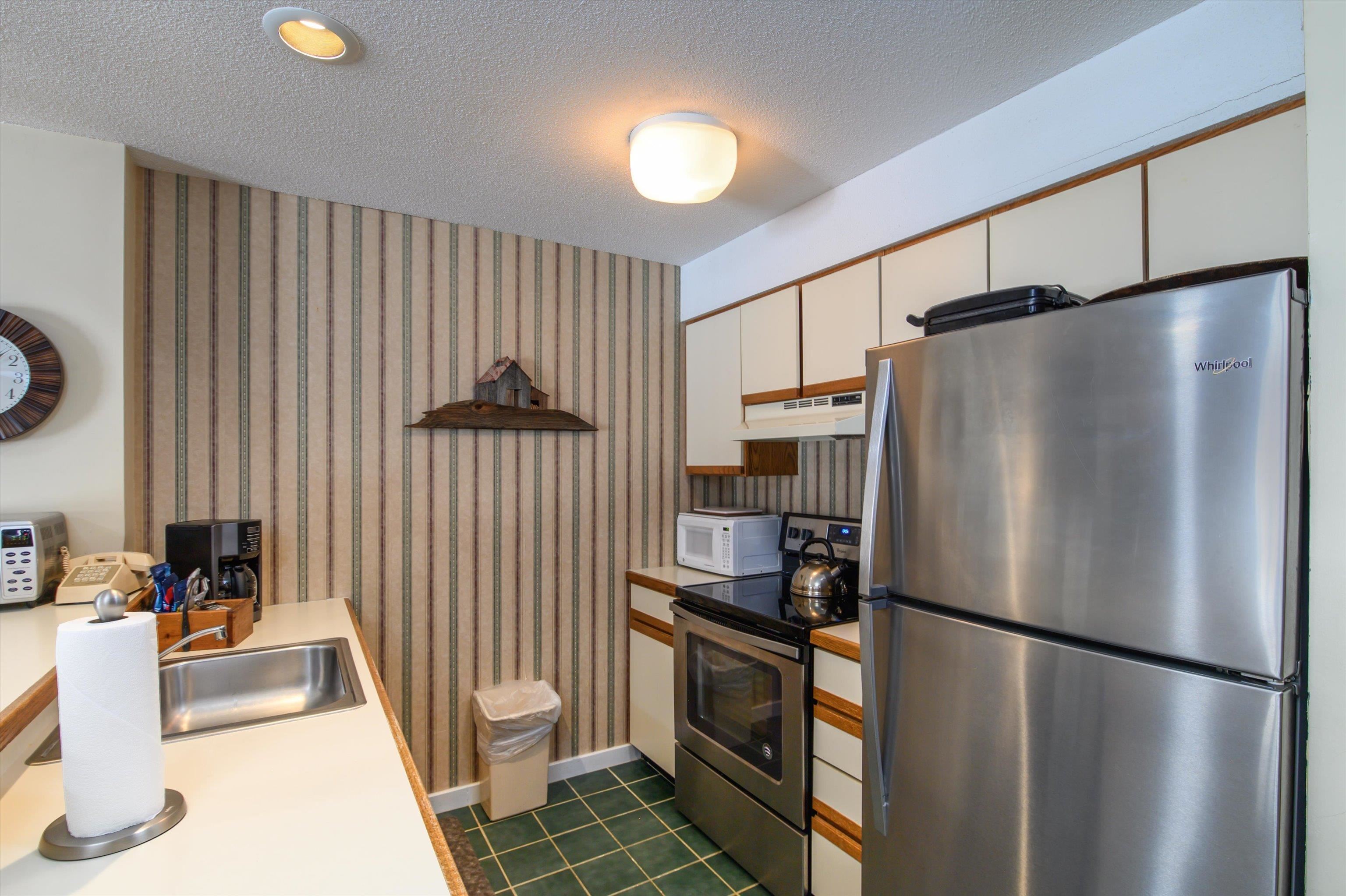 109 Okemo Ridge Road, Unit C207 Ludlow, VT 05149 - Photo 9 of 26