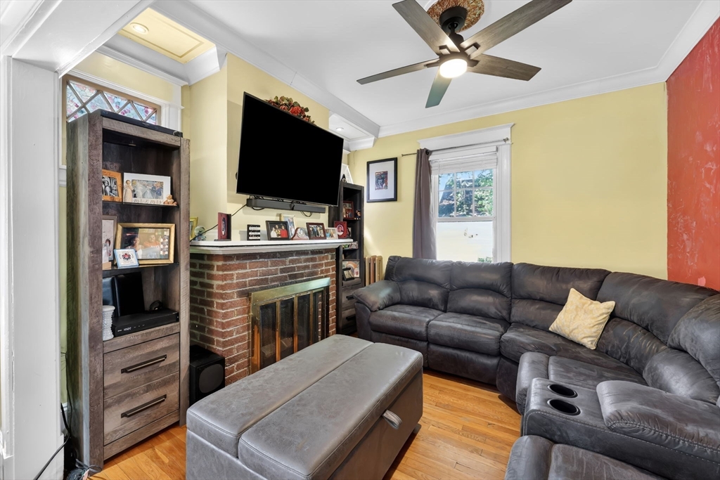 14 Herman Street Springfield, MA 01108 - Photo 11 of 42