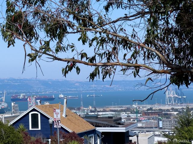 $770,000 | 250 Precita Avenue, San Francisco, CA 94110