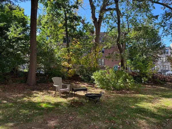 $2,000 | 32 Sidlaw Road, Unit 6, Boston, MA 02135