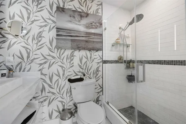 $850,000 | 1700 North 48th Avenue, Hollywood, FL 33021