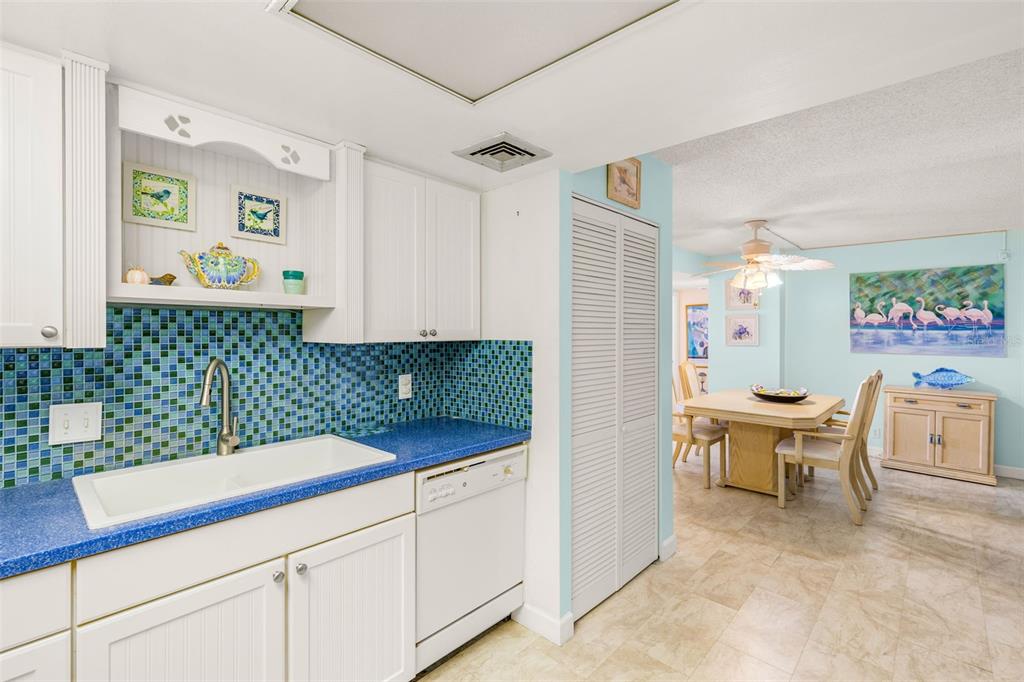 1 Key Capri, Unit 102E Treasure Island, FL 33706 - Photo 15 of 54