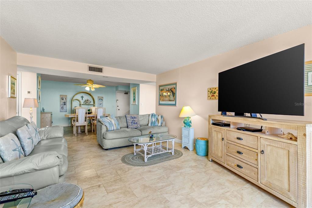 1 Key Capri, Unit 102E Treasure Island, FL 33706 - Photo 23 of 54