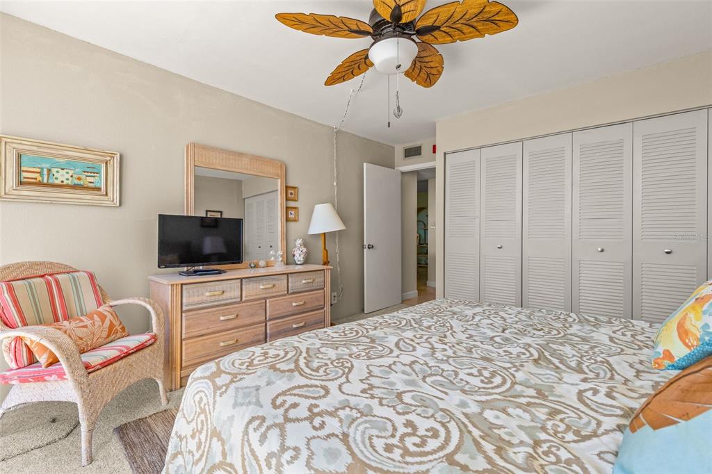 1 Key Capri, Unit 102E Treasure Island, FL 33706 - Photo 31 of 54