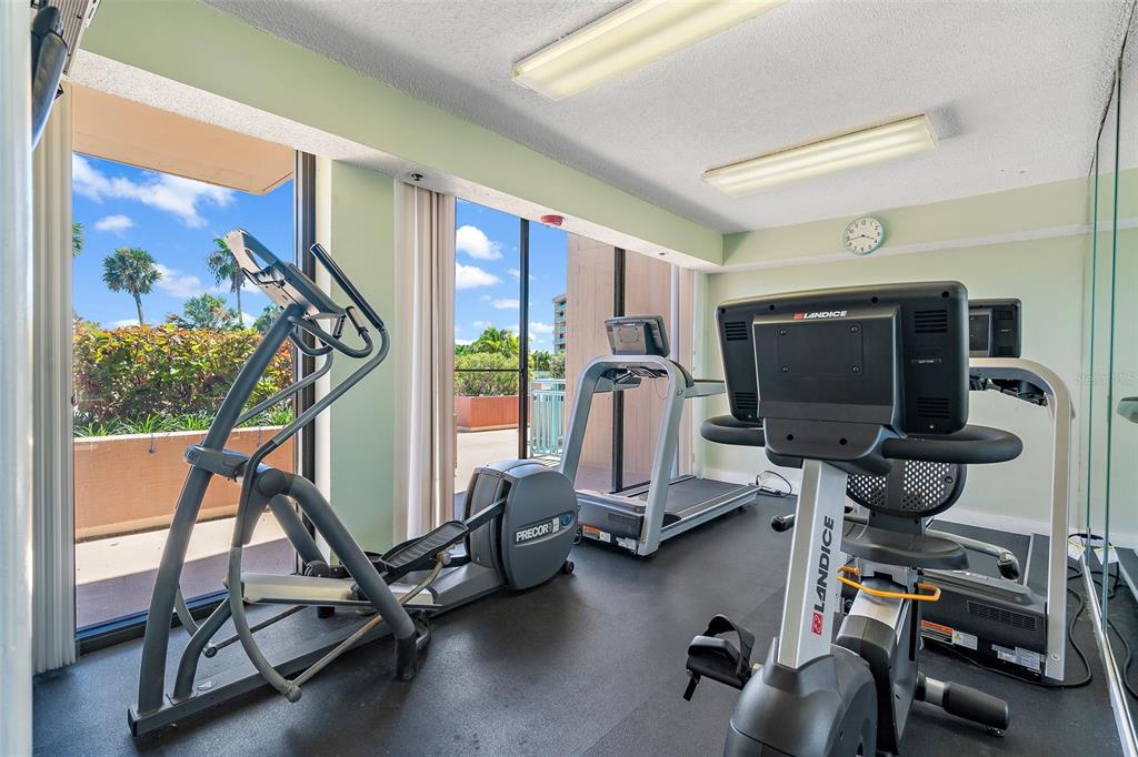 1 Key Capri, Unit 102E Treasure Island, FL 33706 - Photo 40 of 54