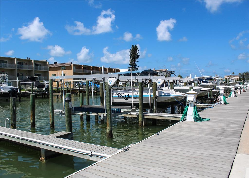 1 Key Capri, Unit 102E Treasure Island, FL 33706 - Photo 43 of 54