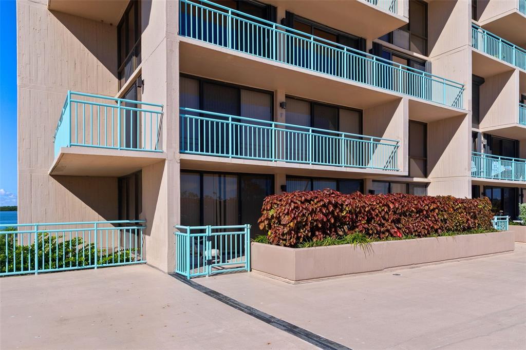 1 Key Capri, Unit 102E Treasure Island, FL 33706 - Photo 5 of 54