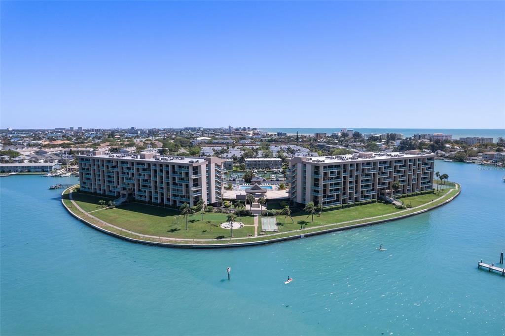 1 Key Capri, Unit 102E Treasure Island, FL 33706 - Photo 52 of 54