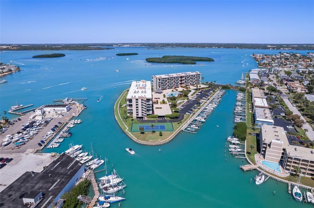 1 Key Capri, Unit 102E Treasure Island, FL 33706 - Photo 54 of 54