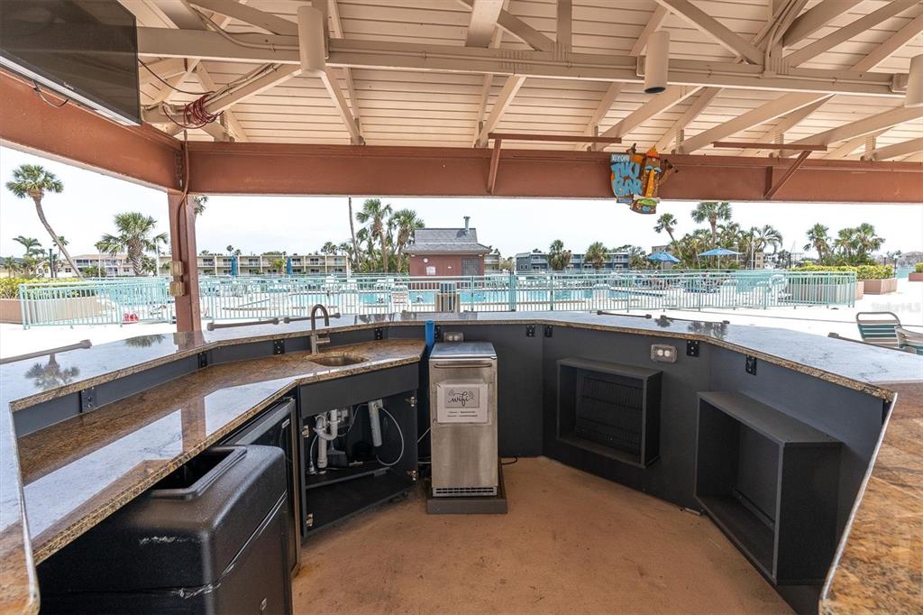 1 Key Capri, Unit 102E Treasure Island, FL 33706 - Photo 8 of 54