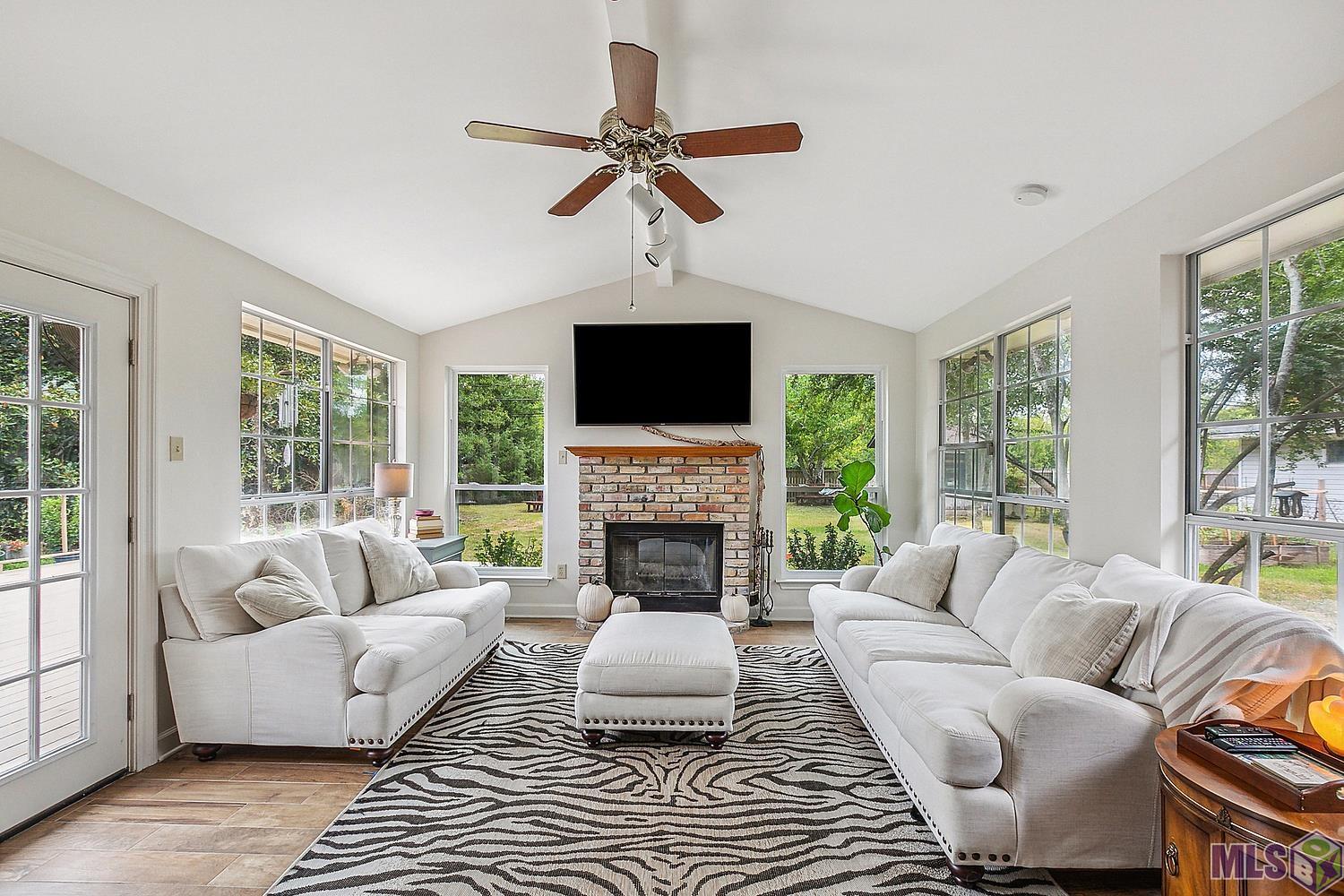 3020 Madeira Drive Baton Rouge, LA 70810 - Photo 3 of 15