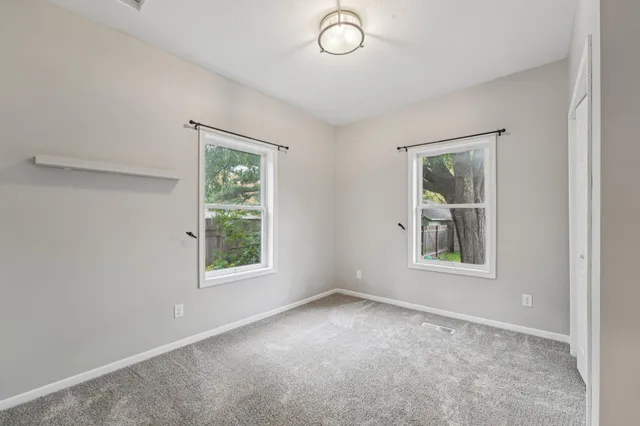 $350,000 | 1094 Argyle Street, St. Paul, MN 55103