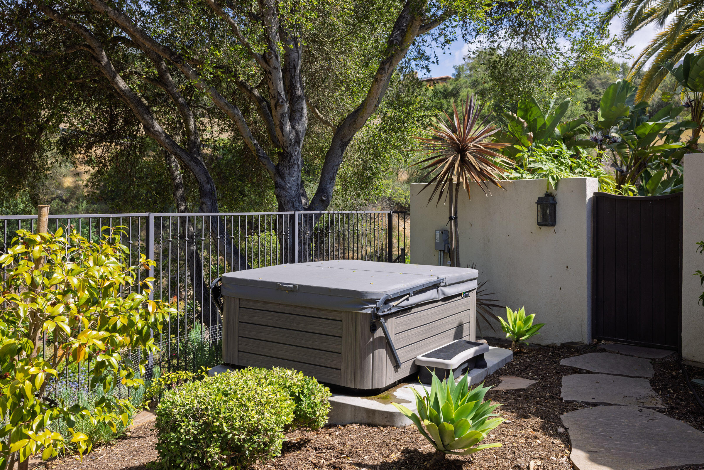655 Coyote Road Santa Barbara, CA 93108 - Photo 23 of 38 655 Coyote Rd_0013