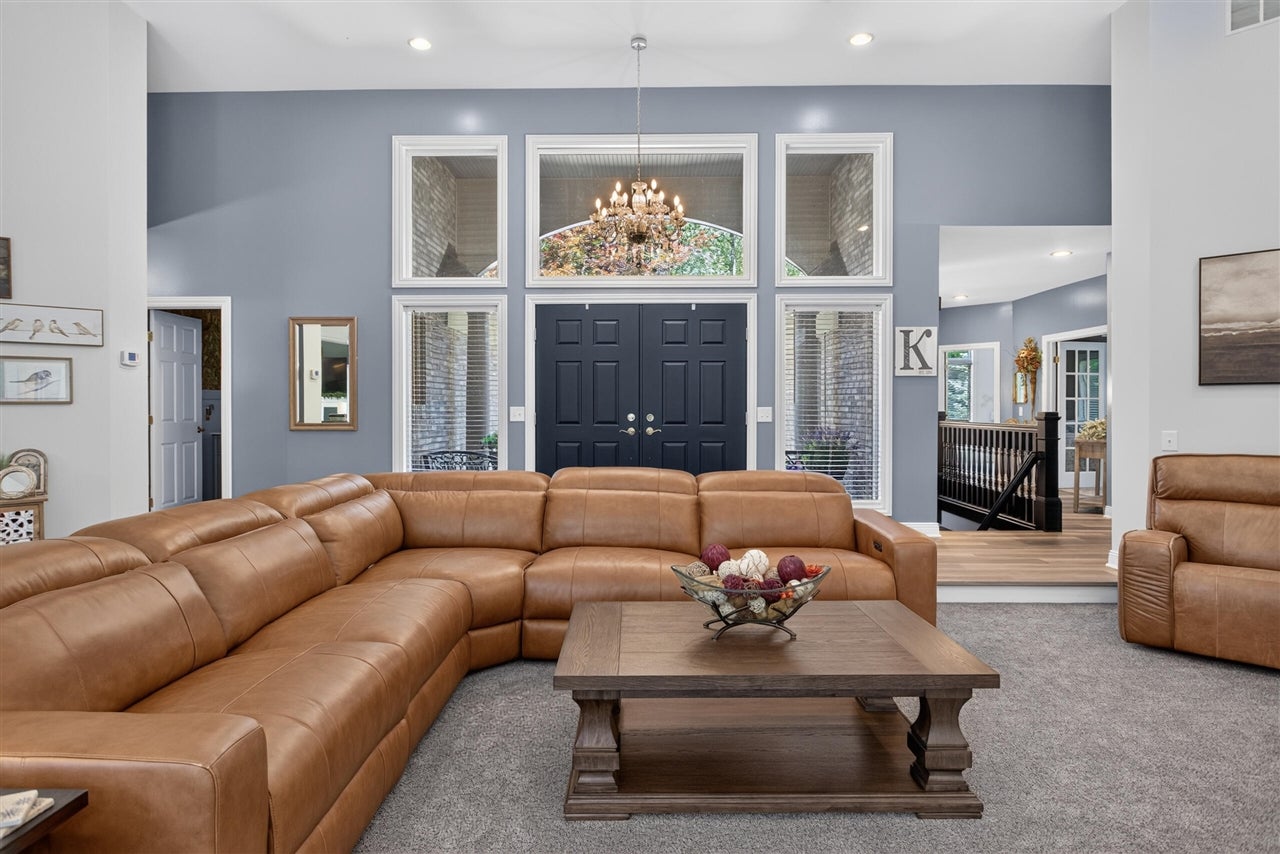 4929 Country Lane Jackson, MI 49201 - Photo 4 of 89 Gallery Image 4