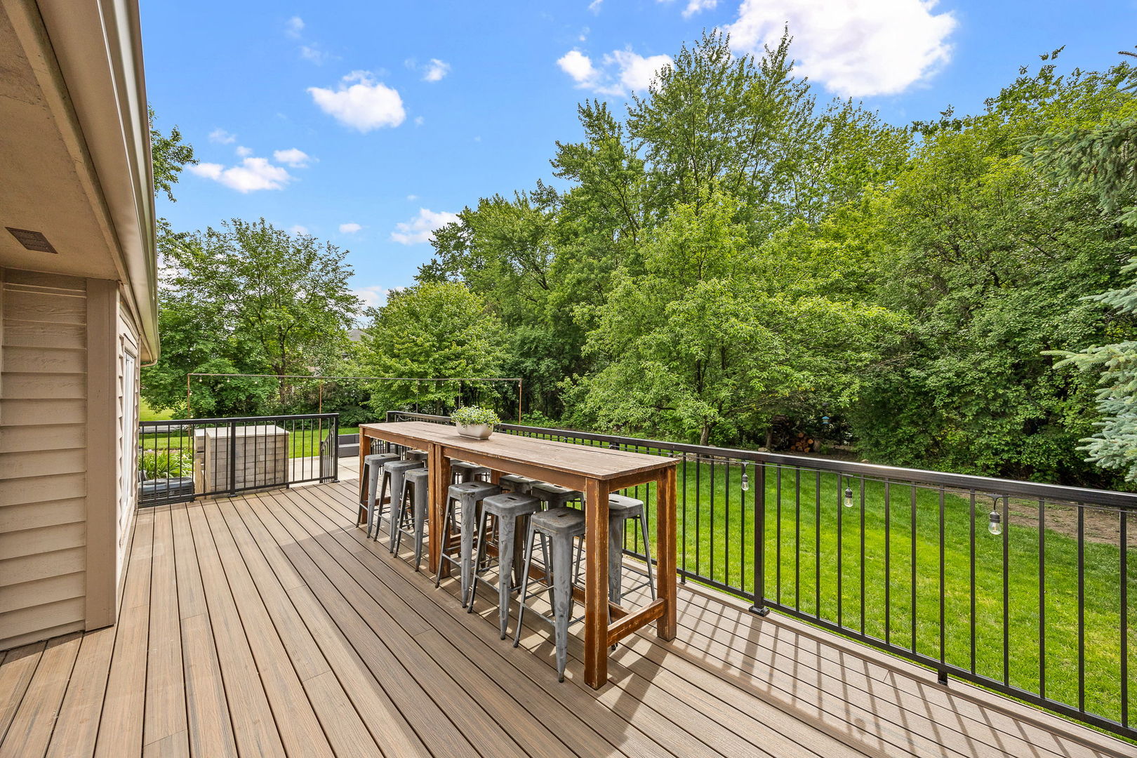 1680 Logan Street Roselle, IL 60172 - Photo 36 of 49