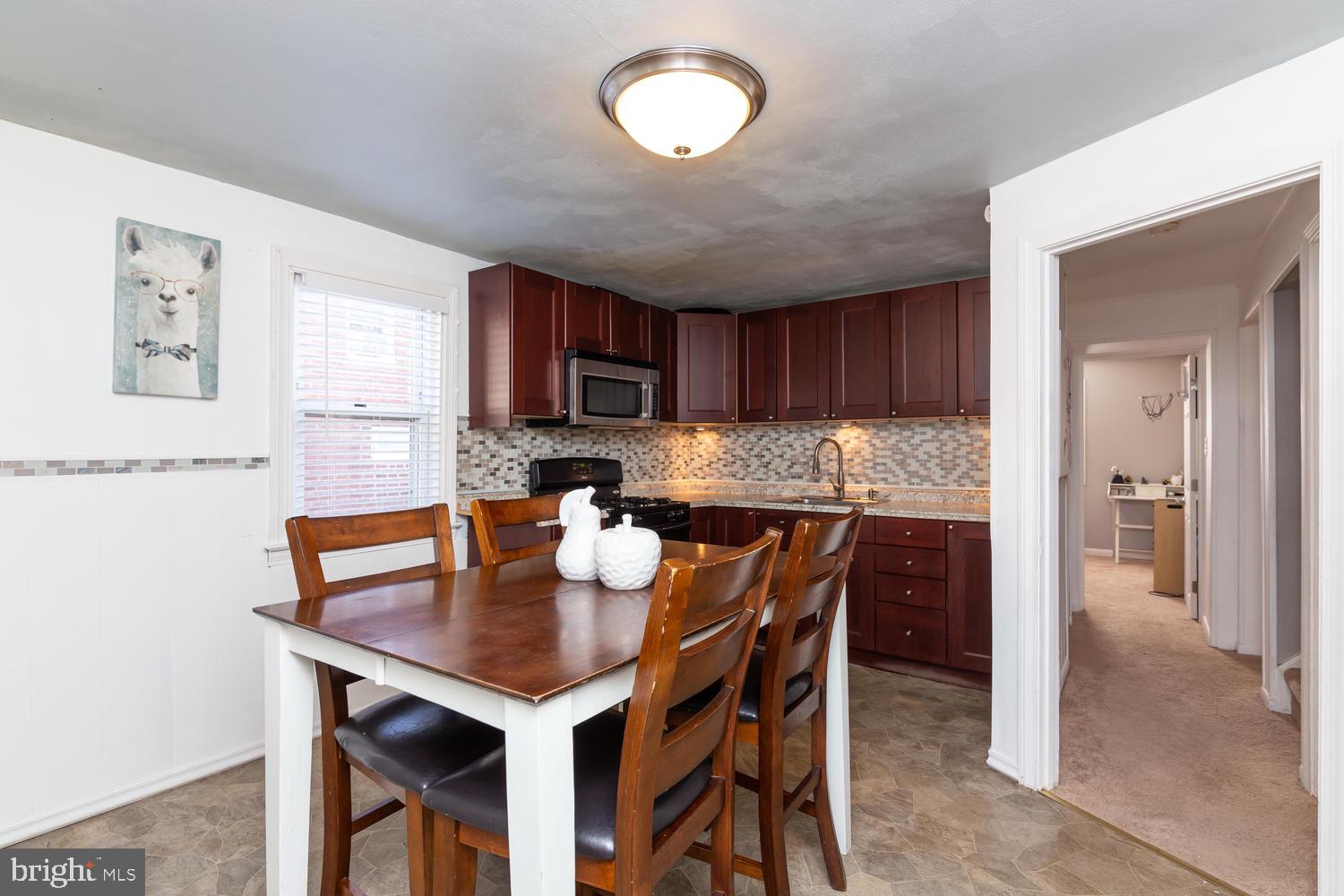 932 Kingsman Road Boothwyn, PA 19061 - Photo 14 of 21 Fabulous eat in kitchen