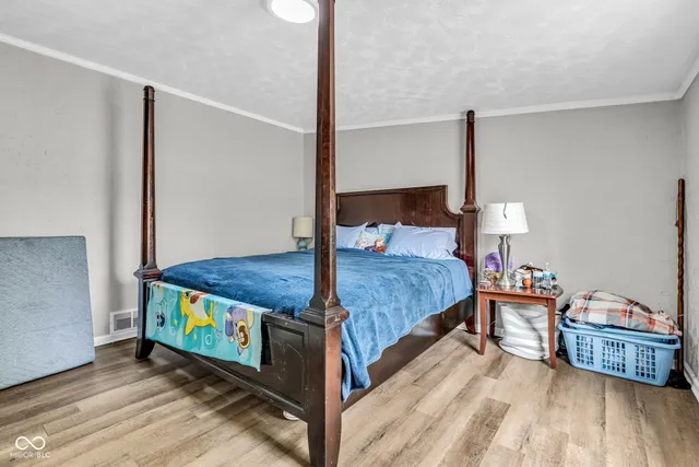 $255,000 | 1607 Elmhurst Drive, Indianapolis, IN 46219