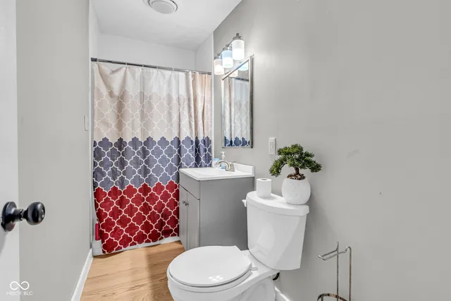 $255,000 | 1607 Elmhurst Drive, Indianapolis, IN 46219