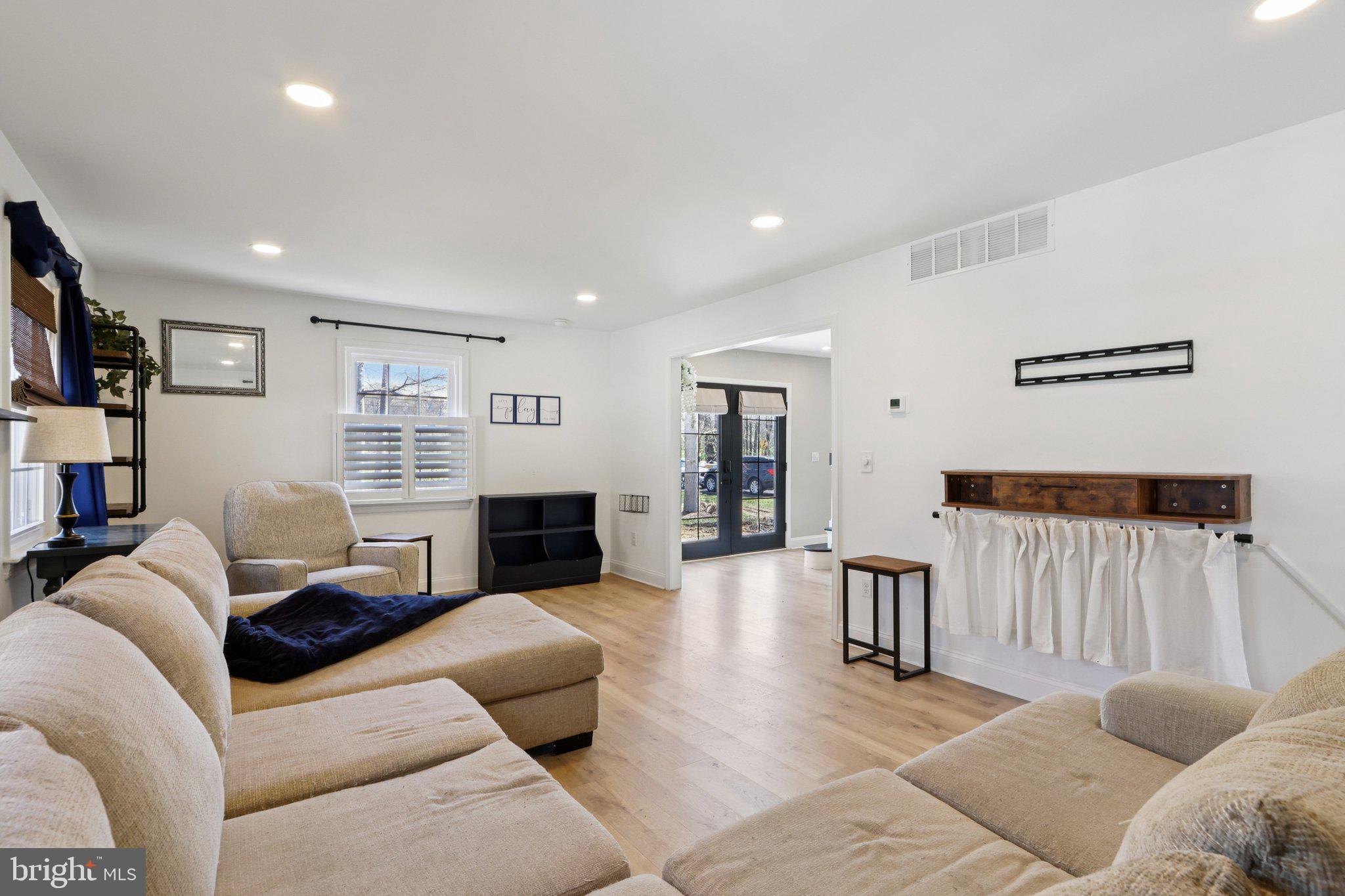 351 Merrick Road Robbinsville, NJ 08691 - Photo 14 of 69